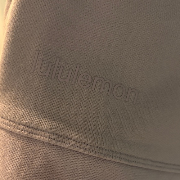 Lululemon lilac Oversized Sweatshirt - Picture 2 of 3